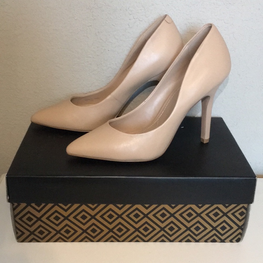 Charles by Charles David woman nude heels